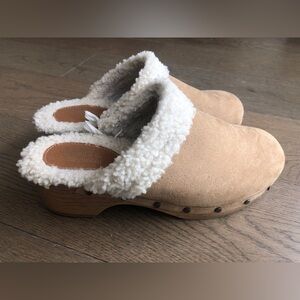 Faryl by Faryl Robin Sherpa Clog